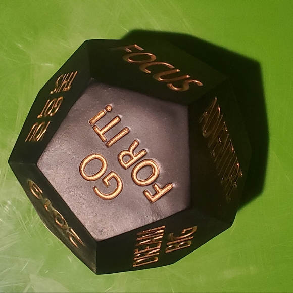 Graduation Table Top Decoration Bundle - Picture 12 of 15